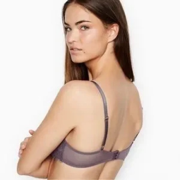 Victoria's Secret Lace Bra - Picture 1 of 2